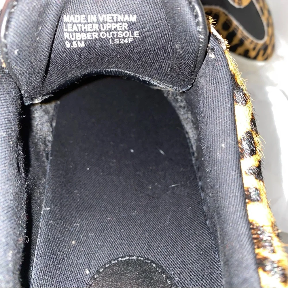 Michael Kors sneakers size 9.5 woman